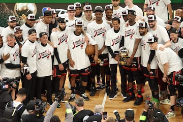 Los Heat posan como campeones de la Conferencia Este.