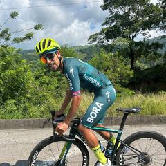 Daniel Felipe Martínez hace récord y es campeón nacional de CRI