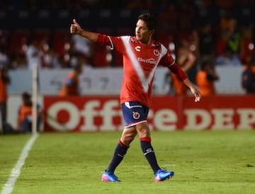 A pesar de ya haber jugado en el Ascenso, Reyna regresó a Veracruz, aunque sólo por una temporada, pues vuelve con el conjunto de los Toros.