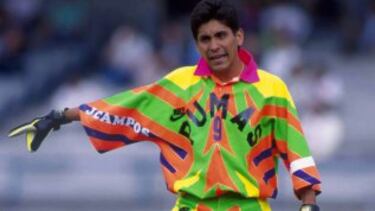 Jorge Campos, halagado por ser relacionado con Pumas aunque nadie lo ha contactado