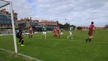 El CD Llanes derrotó al UD Gijón Industrial gracias a un gol de Alberto en el partido correspondiente a la Jornada 13 en el Grupo 2 de Tercera División RFEF disputado en el campo de fútbol de San José.