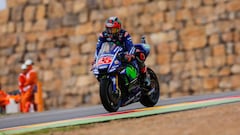 Maverick Vi&ntilde;ales.