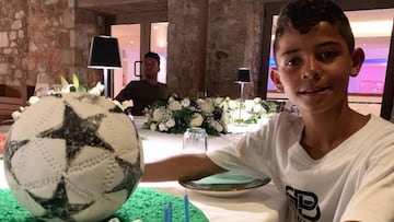 Las felicitaciones de Cristiano y Georgina a 'CR7 Junior'.