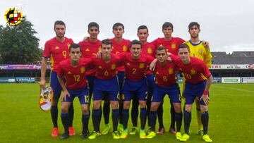 España golea a Eslovaquia y pasa primera a la ronda élite