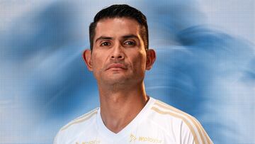 Nueva camiseta visitante de Millonarios para 2024/25.