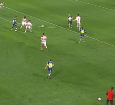 ¡Dos balones en la cancha!: el polémico gol validado de Everton ante Copiapó