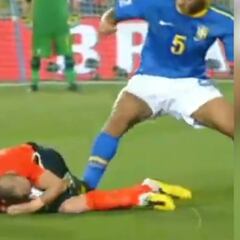 El pisotón de Melo a Robben que le costó su fichaje por el Madrid