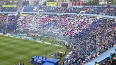 Afición de Cruz Azul intenta concientizar sobre el cáncer de mama
