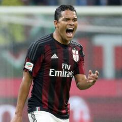 Bacca tiene 48 horas para decidir si llega a West Ham