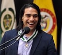 Falcao sufre una inocentada con
Adrián López como 'gancho'
