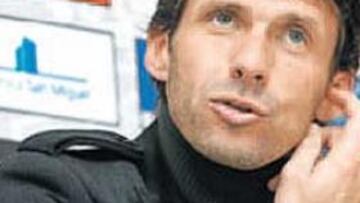 <b>Filosofía.</b> "El objetivo es no perder, pero saldremos a por ellos"