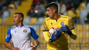 Fue una de las promesas en el arco de la U, pasó por la Roja y hoy es el fichaje estrella de la B
