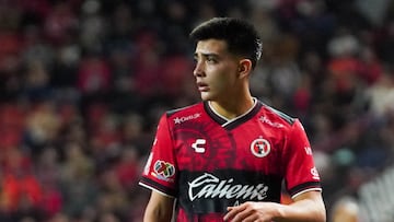 Gilberto Mora of Tijuana during the 14th round match between Tijuana and Toluca as part of the Liga BBVA MX, Torneo Apertura 2025 at Caliente Stadium, on October 22, 2025 in Tijuana, Baja California, Mexico.