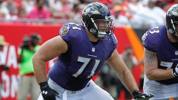 Oct 12, 2014; Tampa, FL, USA; Baltimore Ravens tackle Ricky Wagner (71) blocks during the second half against the Tampa Bay Buccaneers at Raymond James Stadium. Baltimore Ravens defeated the Tampa Bay Buccaneers 48-17. Mandatory Credit: Kim Klement-USA TODAY Sports