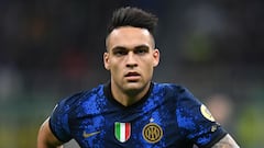 Inter Milan: Lautaro Martinez signs new San Siro deal to 2026