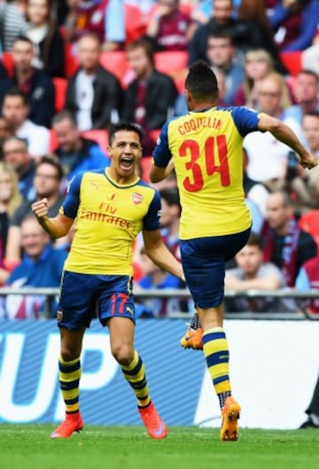 Alexis Sánchez sumó su segundo título en Arsenal.