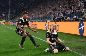 Attacking midfielder 2018: Donny Van de Beek (22 years old)