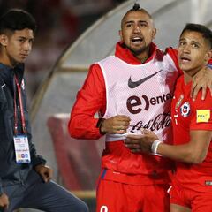 Vidal y Sánchez, candidatos al 11 ideal del año de la FIFA