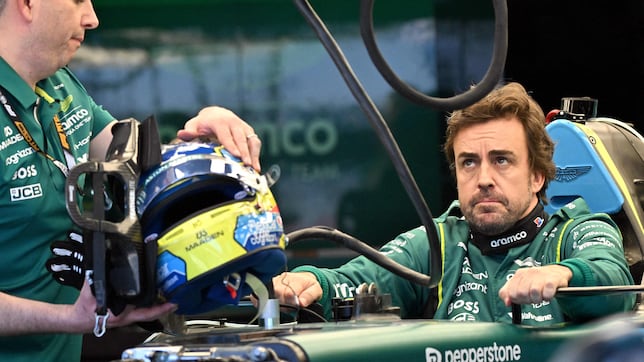 Alonso no puede ni salir