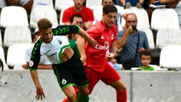 Franchu, durante el partido en Santander.