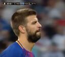 El Bernabéu coreó "Se queda" cuando Piqué fue sustituido