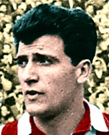 El defensor llegó al Atlético de Madrid en 1955 y a Las Palmas en 1964, donde se retiró tras cuatro temporadas.