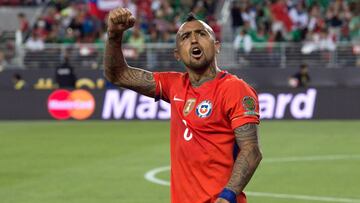 Futbol, Mexico v Chile.
Copa America Centenario 2016.
El jugador de la seleccion chilena, Arturo Vidal, celebra el triunfo contra Mexico tras el partido de cuartos de final de la Copa Centenario disputado en el estadio Levi's de Santa Clara, Estados Unidos.
18/06/2016
Photosport/Mexsport**********
Football, Mexico v Chile.
Copa Centenario Championship 2016.
Chile's player, Arturo Vidal, celebrate the victory against Mexico after the Copa Centenario Championship quarter final football match at the Levi's stadium in Santa Clara, USA.
18/06/2016
Photosport/Mexsport