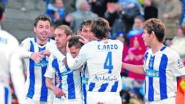 <b>CON GANAS. </b>Javier Camuñas lleva un 2009 de cine. Buen juego y tres goles para alejar a su Recre de la zona de descenso.