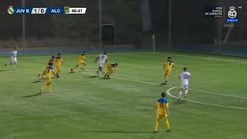 ¡A lo Maradona! El golazo de un juvenil del Real Madrid