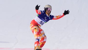 Milano Cortina 2026 Paralympics - Para Snowboard - Men's Banked Slalom SB-LL2 - Cortina Para Snowboard Park, Cortina d'Ampezzo, Italy - March 13, 2026. Emilio Jose Redondo Simon of Spain reacts during the first run REUTERS/Matteo Ciambelli