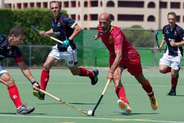 El Club Egara viaja al pasado del hockey con un Masters de cine