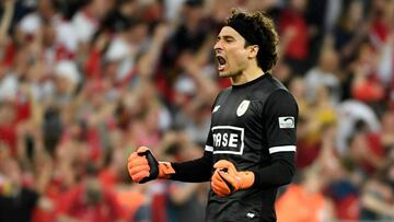 El arquero mexicano mantuvo otra vez su portería en cero y el Liéja sumó un nuevo triunfo en el arranque de la temporada.