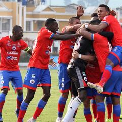 Pasto golea al Huila y consigue la primera victoria en Liga