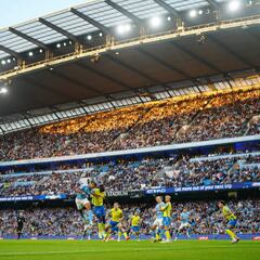 What happens to Premier League matches after the death of Queen Elizabeth II?