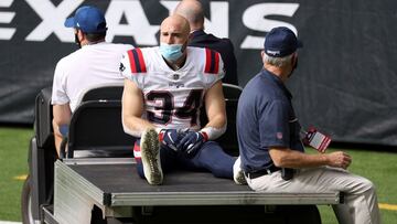 El v&eacute;rsatil running back abandon&oacute; prematuramente el duelo entre Texans y Patriots; a trav&eacute;s de redes sociales inform&oacute; que no regresar&aacute; este a&ntilde;o.