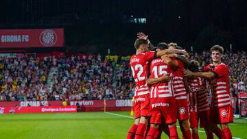 Cristhian Stuani of Girona celebrates with his teammates after scoring the 1-0 during the La Liga match between Girona FC and Getafe CF played at Montilivi Stadium on August 22, 2022 in Girona, Spain. (Photo by Colas Buera / Pressinphoto / Icon Sport)