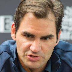 Federer: "Zero tolerance, Sharapova should be punished"