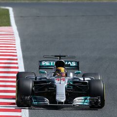 Raikkonen roars home for resurgent Ferrari