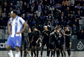 El Oporto da vida a Mourinho