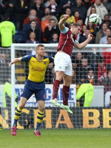 Arsenal se impuso sobre el Burnley por la cuenta mínima. 