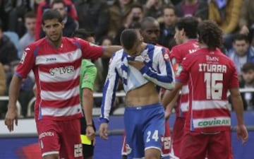 Iturra fue titular en el duelo del Granada ante Deportivo La Coruña.