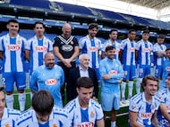 Pace posa con la plantilla del Espanyol al completo.