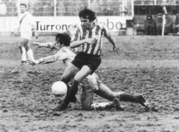 Segundo máximo goleador de la historia del Athletic con 147 goles. Militó 12 temporadas en Primera con el equipo vasco.