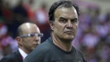 Bielsa se reúne con el club y dirá esta semana si sigue