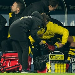 Dortmund's Sancho out for several weeks with ankle injury