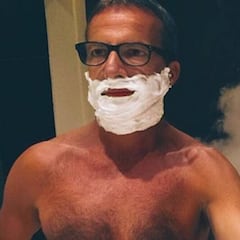 Cristóbal Soria se desnuda y se burla de la encuesta de Isco