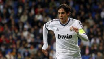 Kak&aacute;, durante un partido con el Madrid.