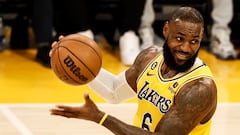 LeBron James, jugador de Los Angeles Lakers, en la NBA. 'El Rey' es el basquetbolista más popular en México, según datos de la liga.