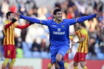 Lisandro López celebrando su gol 2-0