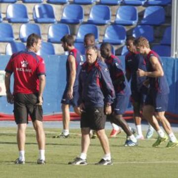 Joaquín Caparrós vivirá un nuevo duelo ante el equipo de su tierra.